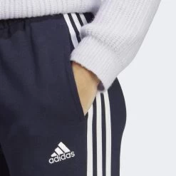 ADIDAS Essentials 3-Stripes French Terry Cuffed Broek -Kleding Verkoop essentials 3 stripes french terry cuffed broek 3