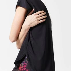 Los T-shirt Voor Cardiofitness Dames Lasercut 11 Los T-shirt Voor Cardiofitness Dames Lasercut -Kleding Verkoop los t shirt voor cardiofitness dames lasercut zwart 3