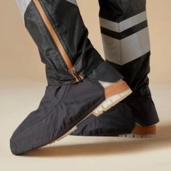 BTWIN Regenbroek Met Geïntegreerde Schoencovers Voor Op De Fiets 540 Dames Zwart -Kleding Verkoop regenbroek met geintegreerde schoencovers voor op de fiets 540 dames zwart 3