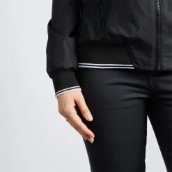 Tribord Wind- En Waterdicht Zeiljack Voor Dames Sailing 100 Fluoroze -Kleding Verkoop water en winddicht zeiljack regenjack voor dames sailing 100 zwart 6