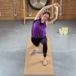 Yoga Flow Tanktop Met Geïntegreerde Beha - Yoga Top Fushia -Kleding Verkoop yoga flow tanktop met geintegreerde beha yoga top fushia 3