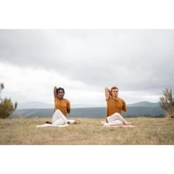 Yoga T-shirt Voor Dames 100% Linnen Made In France Camel -Kleding Verkoop yoga t shirt voor dames 100 linnen made in france camel 6